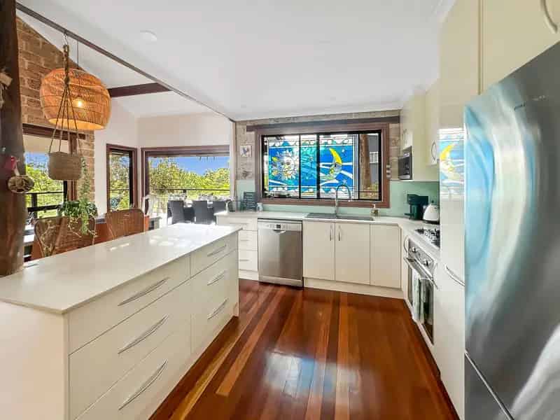 Real Estate For Lease - 17 Plantation Place - Avoca Beach , NSW