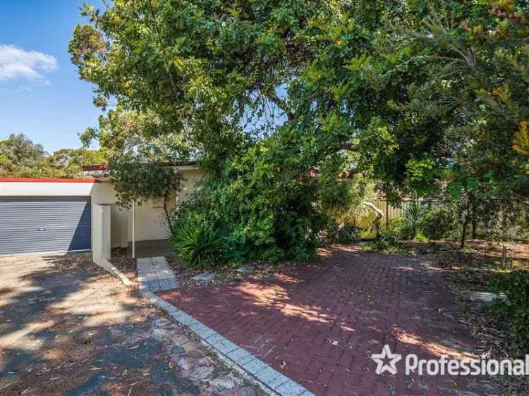 House For Sale in City of Stirling, Western Australia