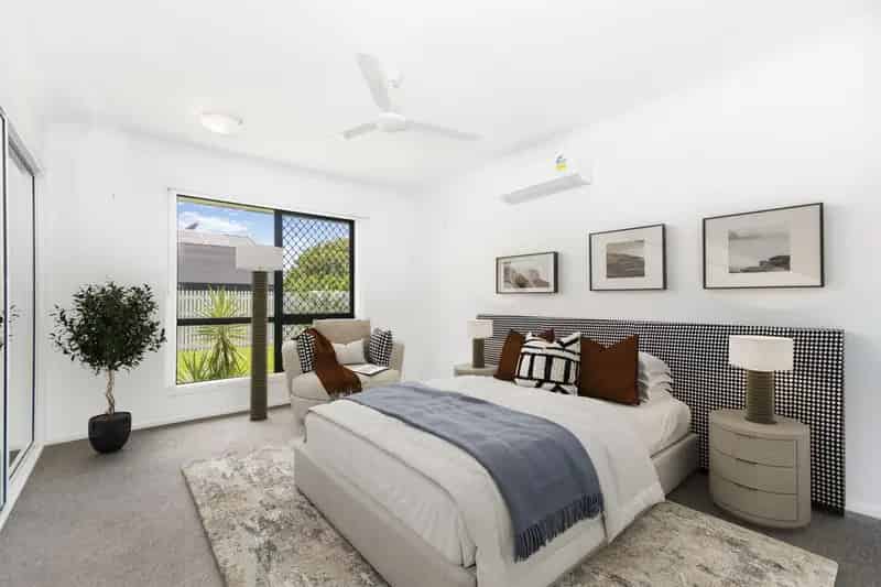 Immaculate Home - Wonderful Location In Annandale.