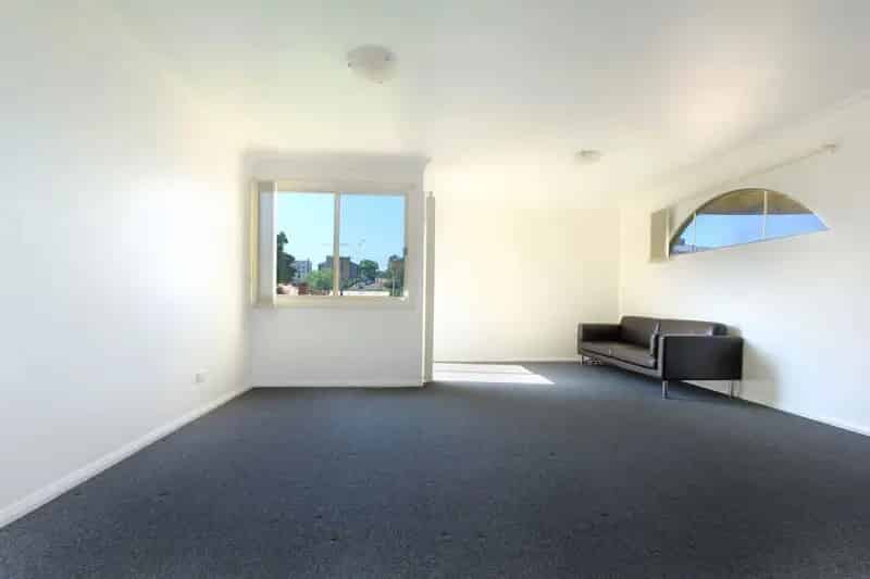 Real Estate For Lease - 2/2 Loftus Street - Wollongong , NSW