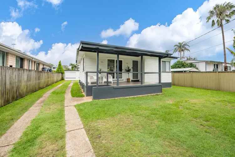 House For Sale in 82, Blackwood Road, Brisbane City, Queensland