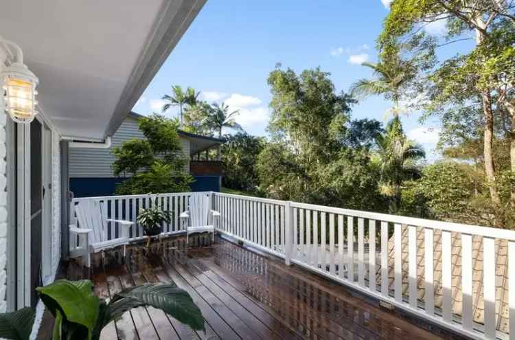 Discover Charm of 9 Fig Court Buderim Modern Rental Home