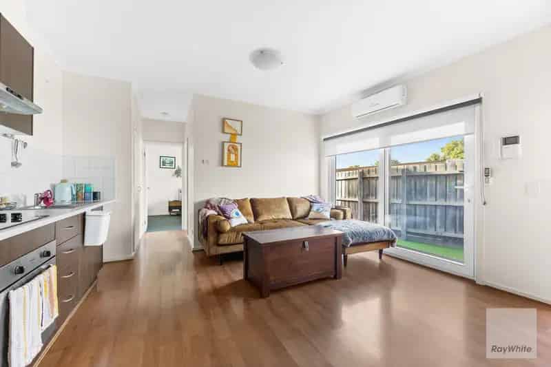 1 room apartment of 156 m² in Melbourne