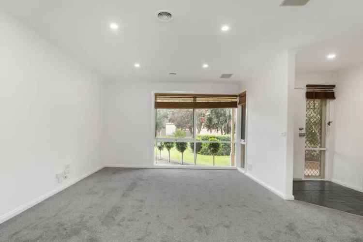 House For Rent in 4, Labassa Way, Melbourne, Victoria