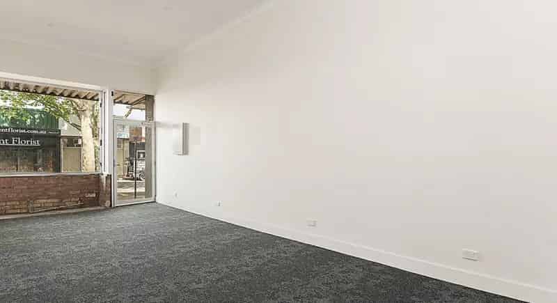 Commercial property For Rent , 118, Thompson Street, Hamilton, Victoria