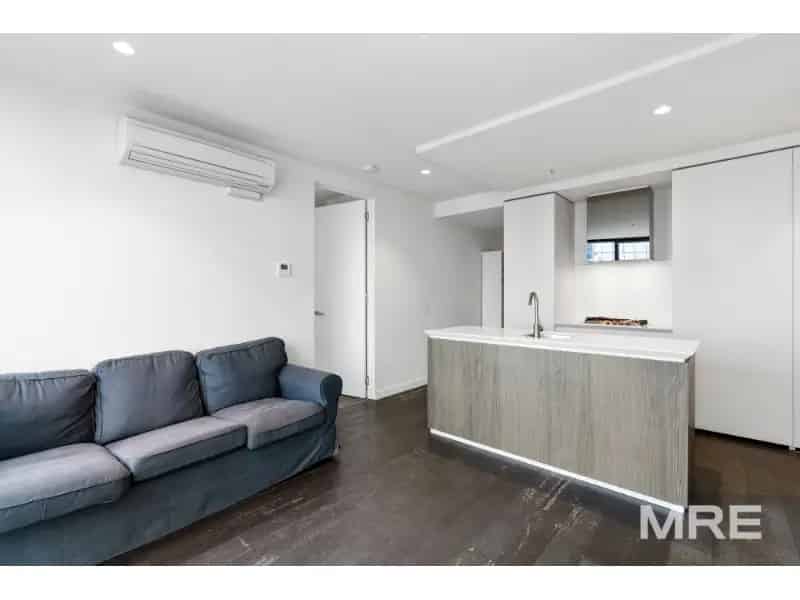 Designer Apartment Living With Spectacular View