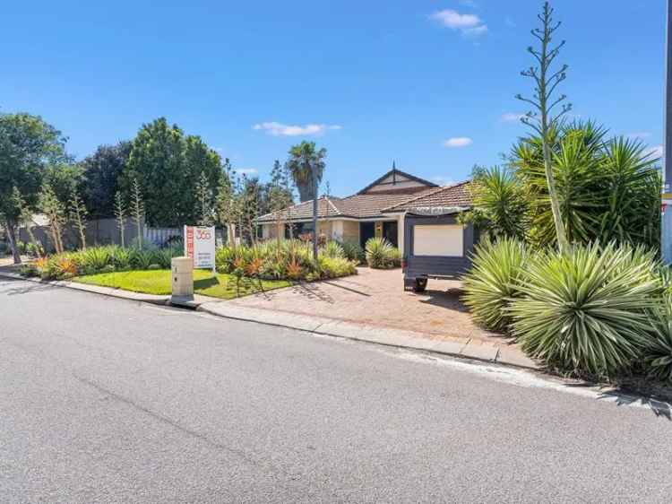 Four Bedroom Family Home in Ellenbrook