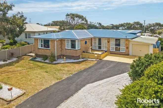 House For Sale in 7, Susan Street, Turners Beach, Tasmania