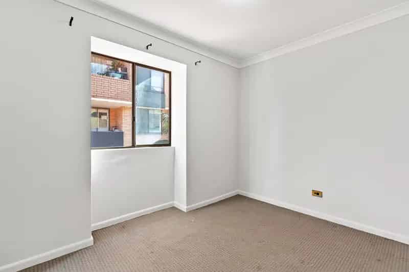 2 rooms apartment of 251 m² in Sydney