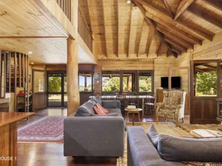 House For Sale in Margaret River, Western Australia