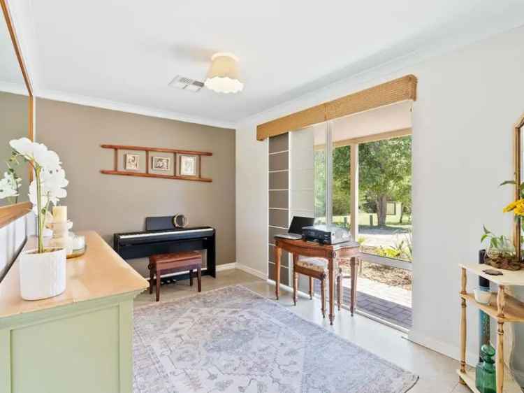 House For Sale in Shire of Murray, Western Australia