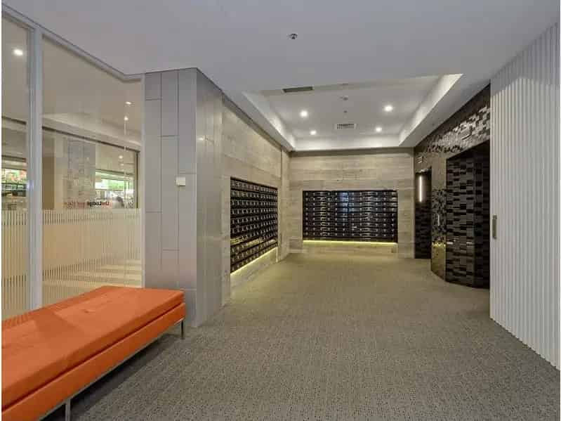 2 rooms apartment of 137 m² in Melbourne