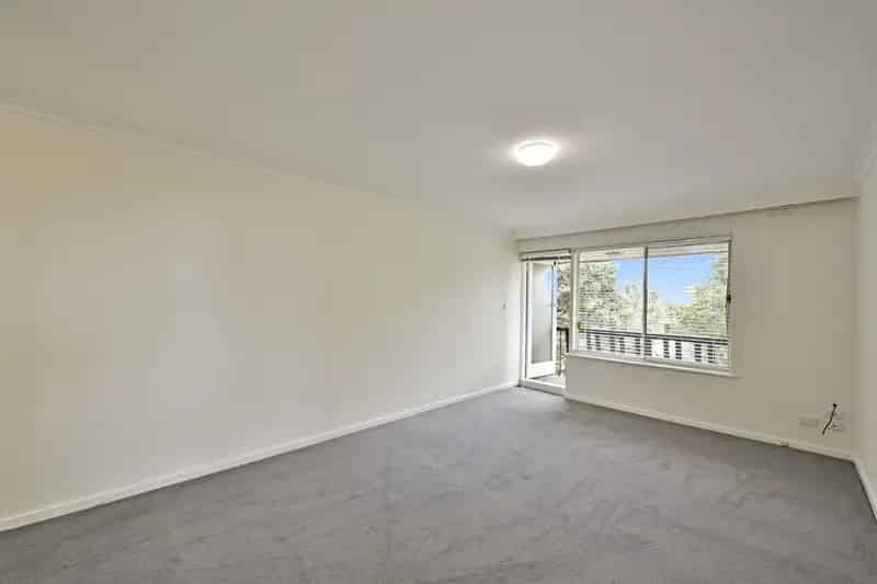 2 rooms apartment of 170 m² in Melbourne