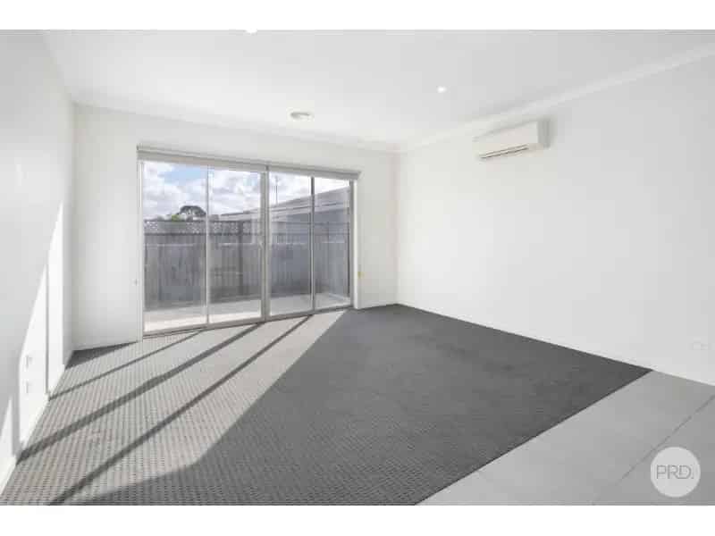 Two Bedroom Home In Central Location
