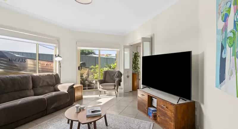 House For Sale , 18, McEwen Drive, Loxton, South Australia