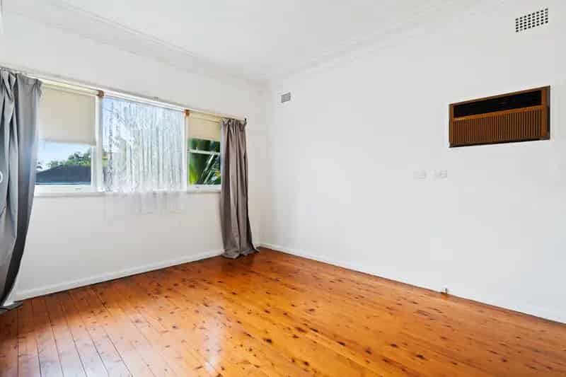Real Estate For Lease - 27 Allman Street - Campbelltown , NSW