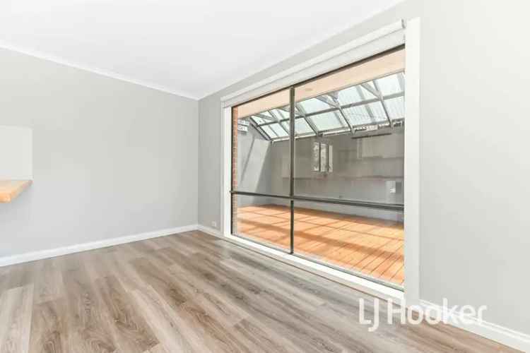 3 Bedroom Home Near Pakenham CBD