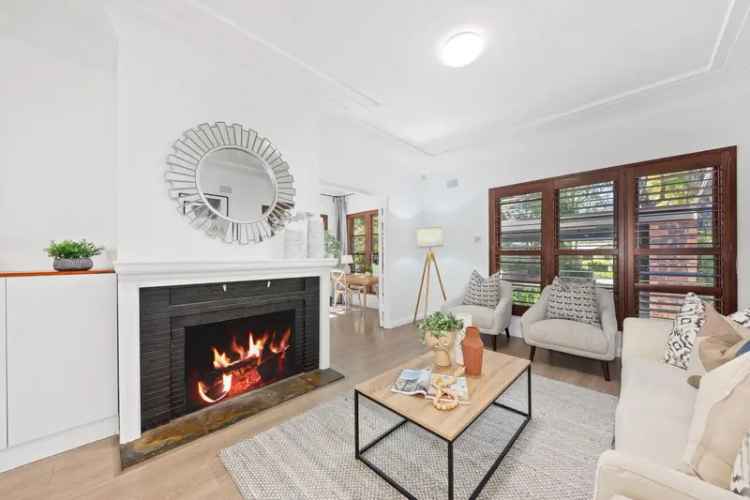 Lease Single Level Home in Beecroft with Modern Features