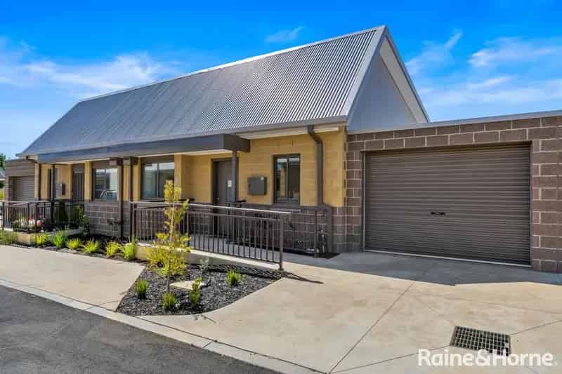 Buy Block of Units in Warrina Retirement Village with Great Features