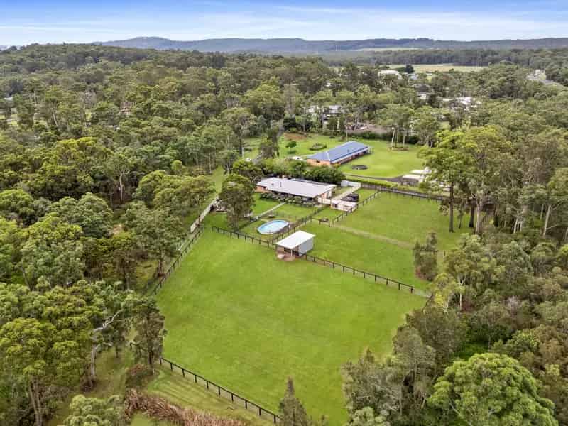 Real Estate For Sale - 13 Buttonderry Way - Jilliby , NSW