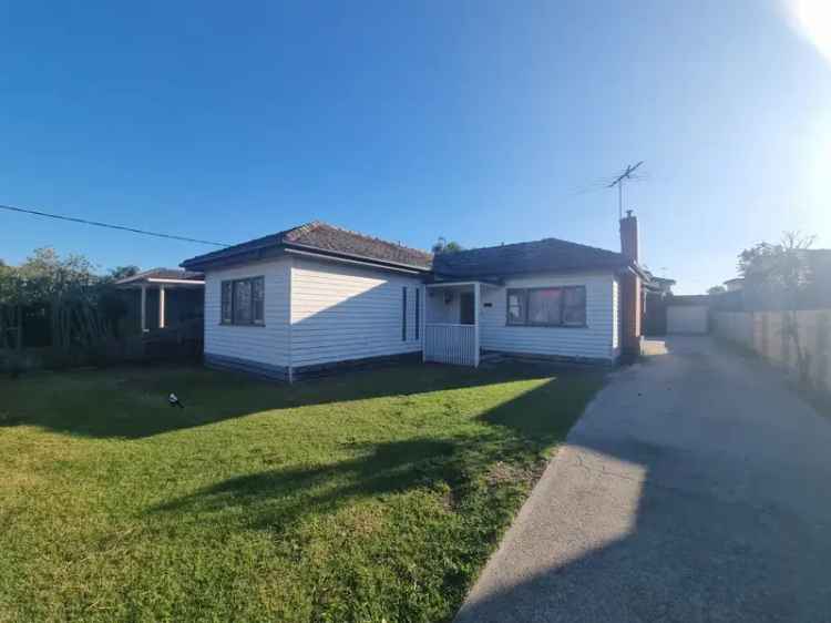 1/82 Browns Road, Clayton VIC 3168 - Unit For Lease