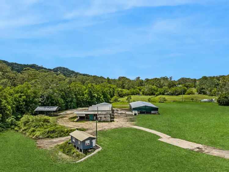 Riverside Opportunity: 2.36 Hectare Mooloolah Riverfront Property