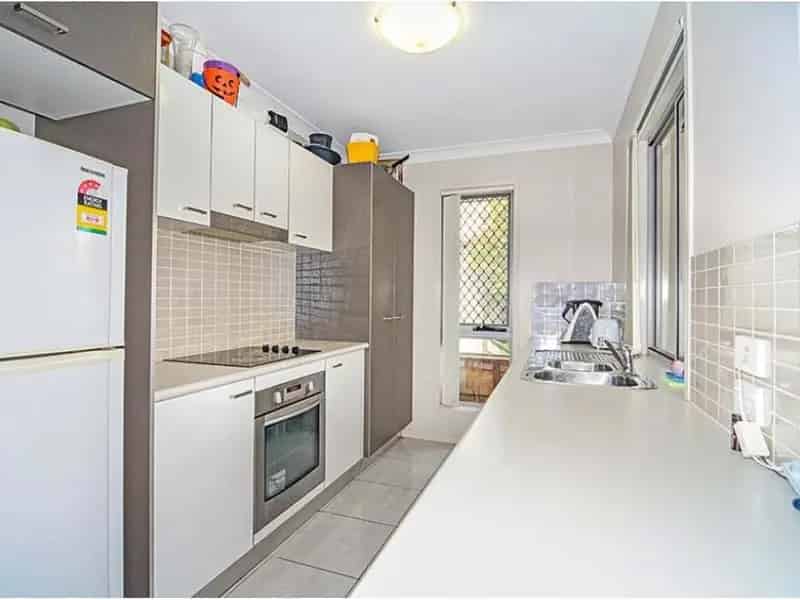 Real Estate For Lease - 11 Macintyre Street - Marsden , QLD