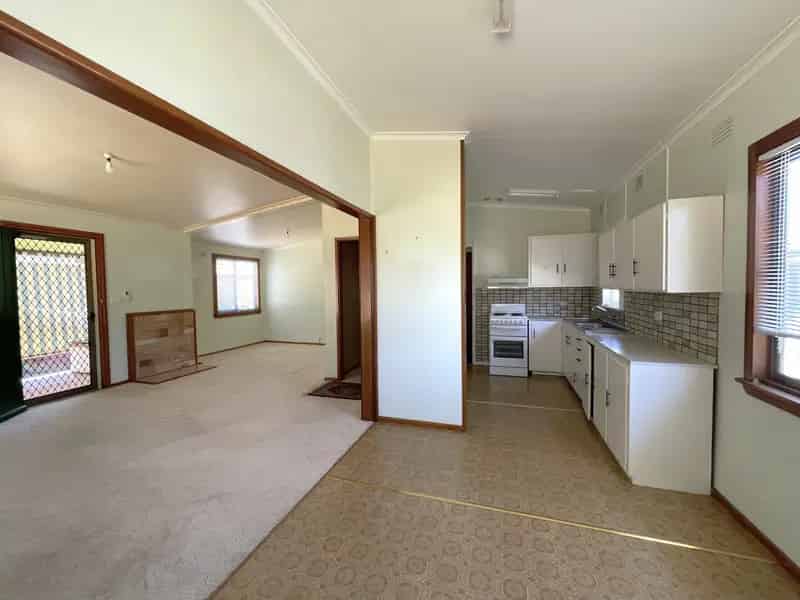 Buy 3 Bedroom Home with Amazing Views in Gundagai