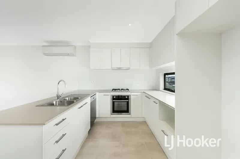 3 rooms house of 160 m² in Melbourne