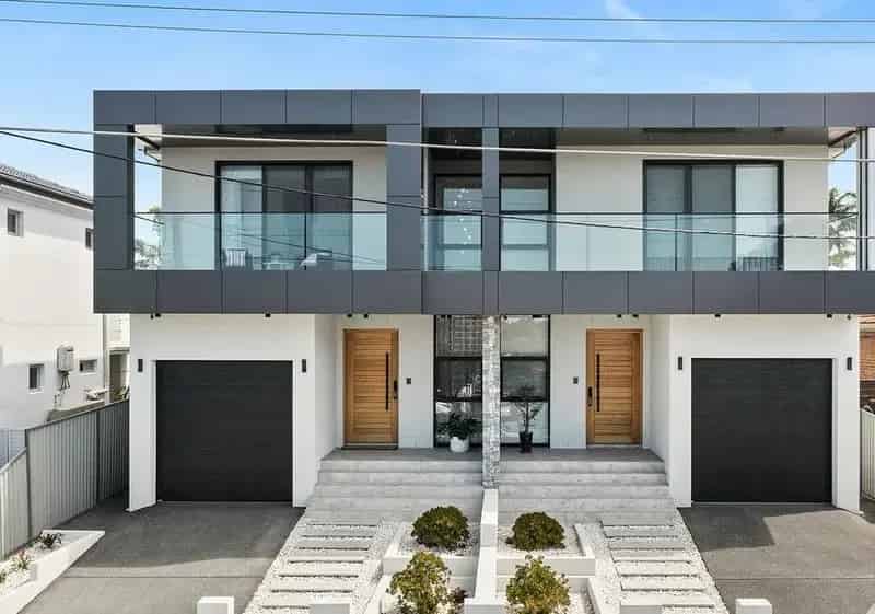 MAKE THIS STUNNING PROPERTY YOUR FAMILY HOME