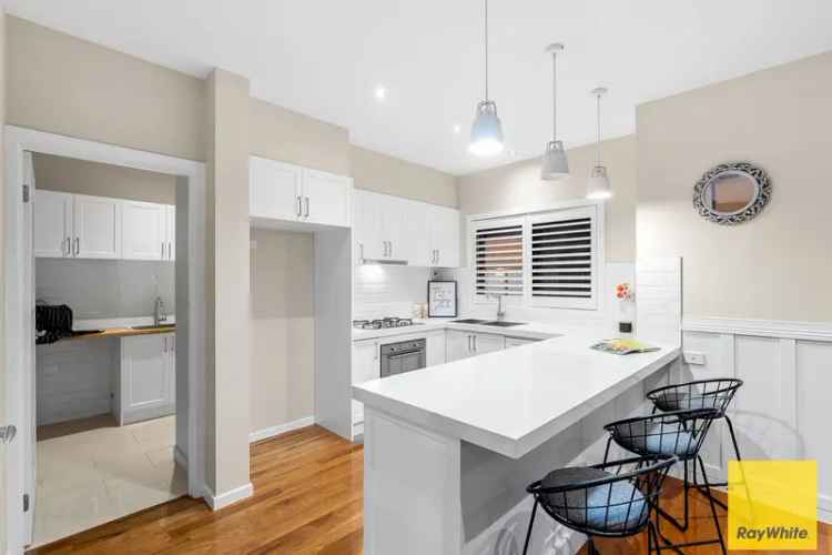 4 Bedroom Townhouse 272m2 Melbourne