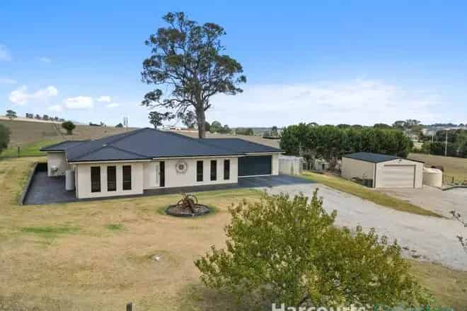 House For Sale , 108, Ortons Road, Shire of Baw Baw, Victoria