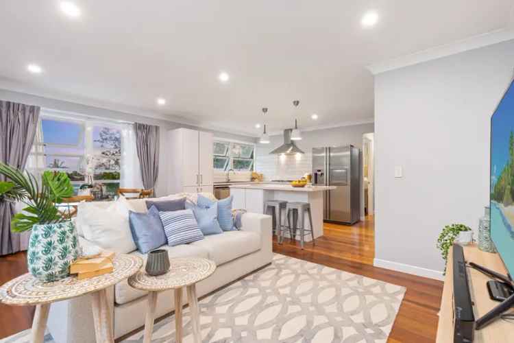 Charming 4-Bedroom Family Home in Upper Mount Gravatt