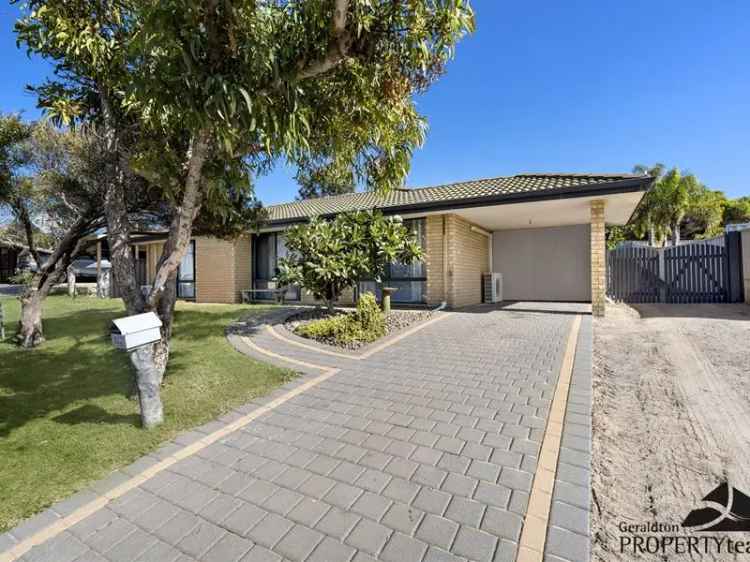 House For Sale in Geraldton, Western Australia