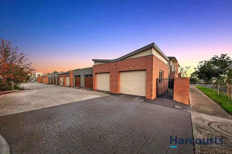 3 Bedroom Townhouse 185m2 Melbourne