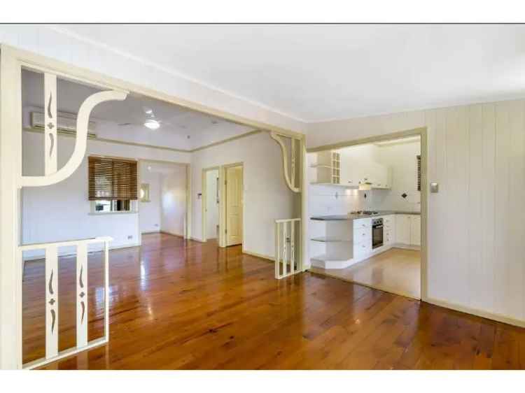 Beautiful Queenslander in Coorparoo - 4 Bed, 2 Bath Family Home