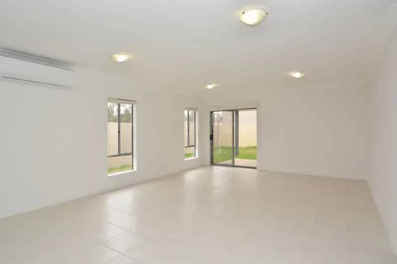 Real Estate For Lease - 12 Enright Drive - North Rothbury , NSW