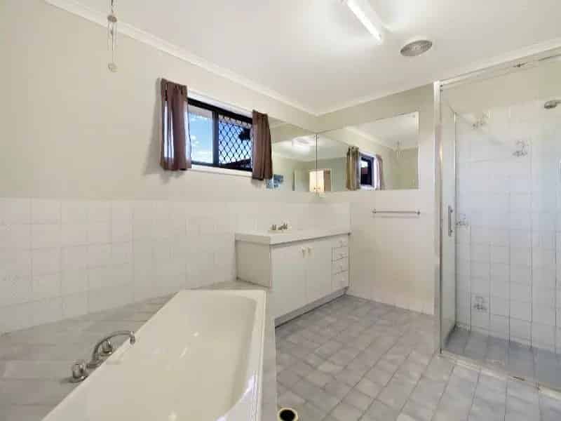 Real Estate For Lease - 30 Oakdale Street - Browns Plains , QLD