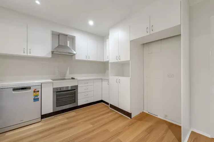 House For Rent in 10, Lasburn Crescent, Sydney, New South Wales