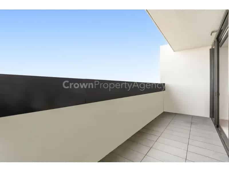 1 Bedroom + Study On Level 26