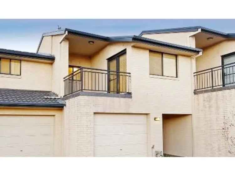 2 Bedroom Townhouse Near Sydney CBD