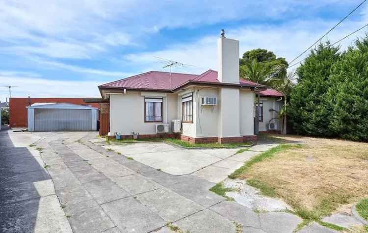 17 Union Grove, Springvale VIC 3171 - House For Sale