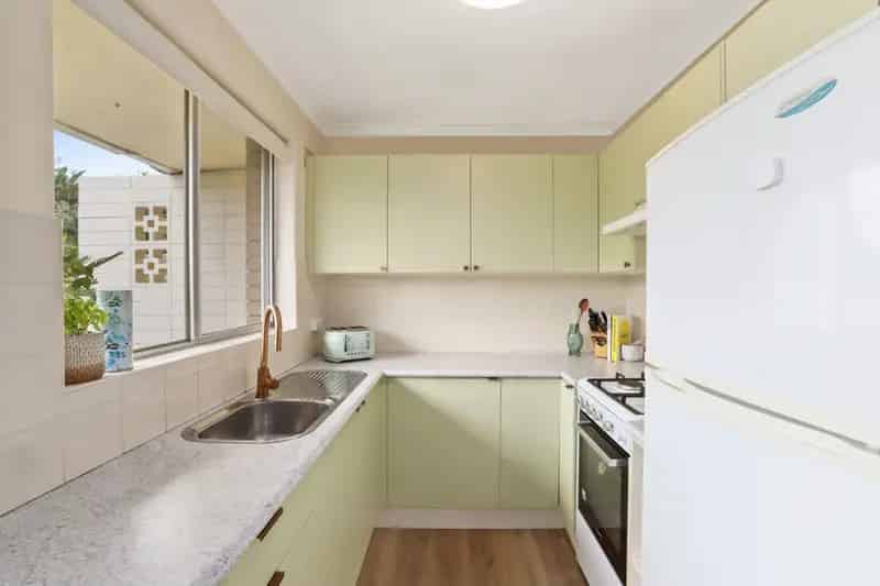 Real Estate For Lease - 8/22 Seabeach Avenue - Mona Vale , NSW
