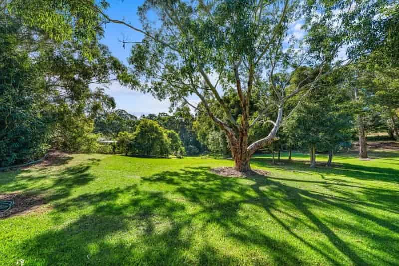 Buy Rural Property in a Quiet Court Setting with Amazing Features