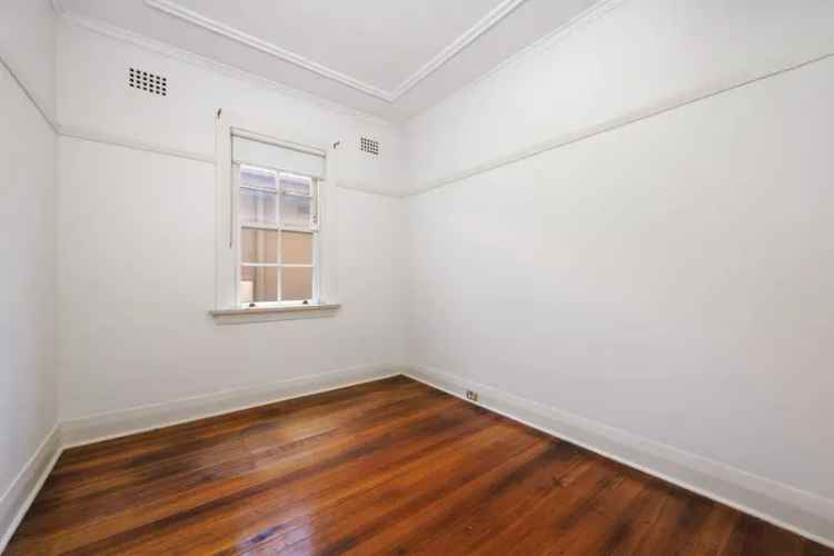 2 Bed 1 Bath Ground Floor Apartment Waverton NSW