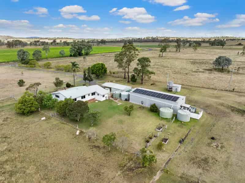 7.6 acres within an easy commute to Toowoomba City & Pittsworth Township