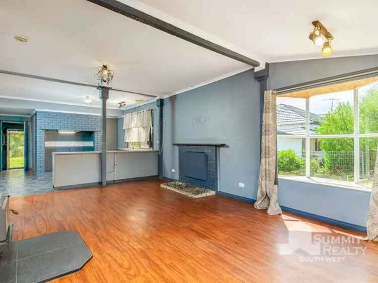 House For Sale in Collie, Western Australia