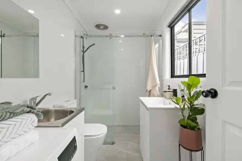 Rent two bedroom home in Brunswick with modern features and garden