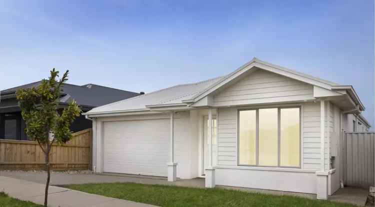 Stunning Brand New 4-Bedroom Home Near Melbourne Airport