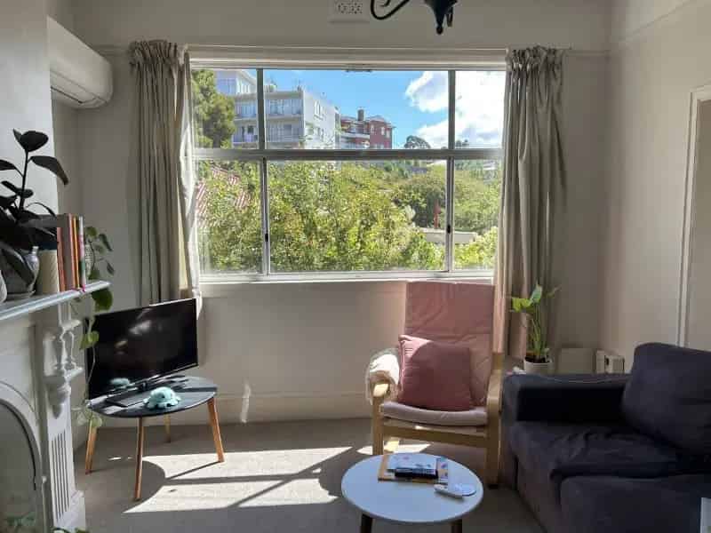 Bright And Spacious Home Close To Cbd